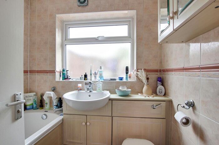 2 Bedroom Terraced House For Sale In Great North Road, Wyboston, MK44