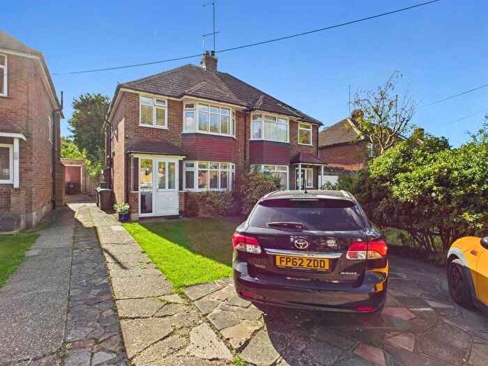 3 Bedroom Semi-Detached House For Sale In Caterham Drive, Coulsdon, CR5