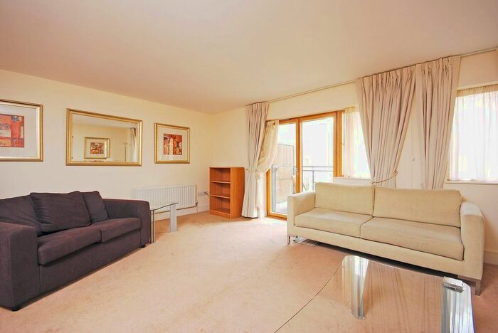 2 Bedroom Flat To Rent In Richbourne Court, Mayfair, London, W1H