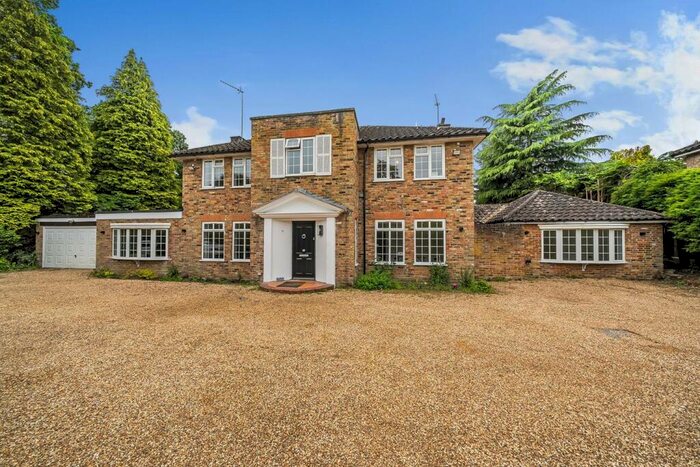 4 Bedroom Detached House To Rent In Greenways Drive, Sunningdale, SL5