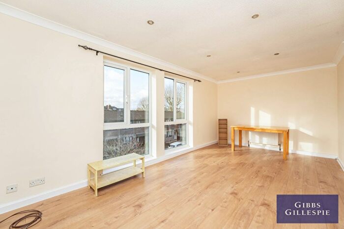 1 Bedroom Flat To Rent In Littlewood Close, London, W13
