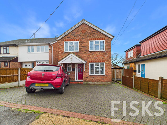 5 Bedroom Detached House For Sale In Clarence Road, Benfleet, SS7