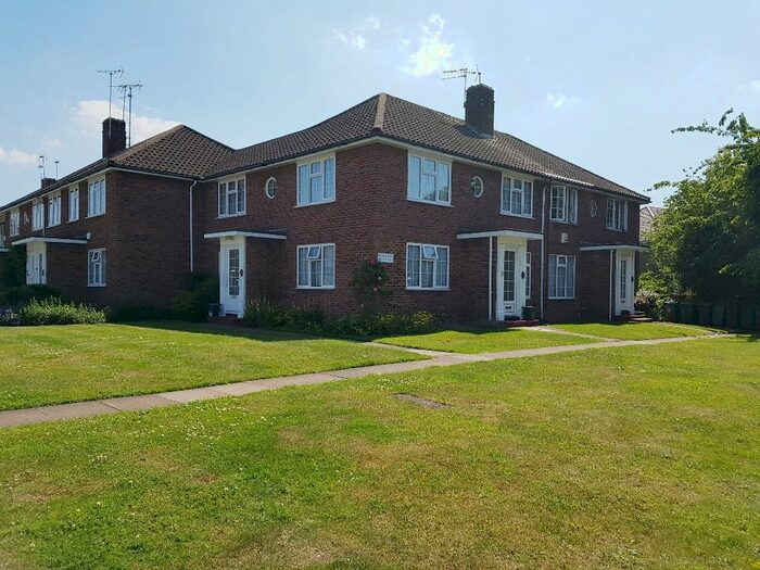 2 Bedroom Flat To Rent In Magnolia Court, The Mall, Harrow HA3