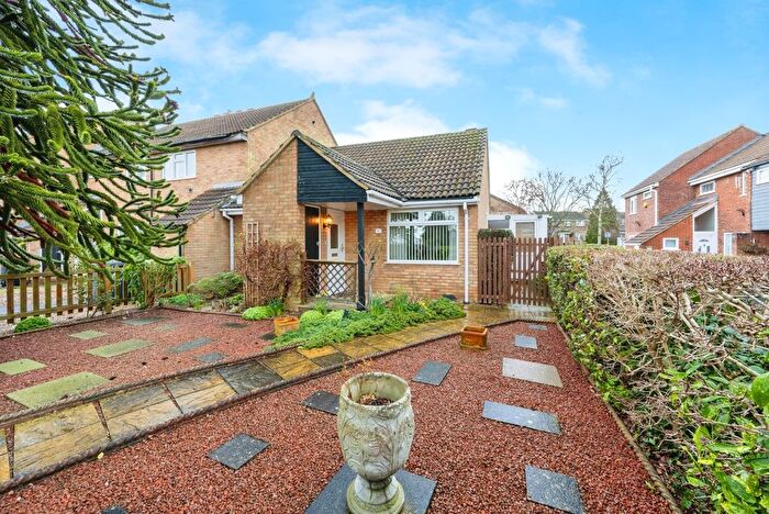 1 Bedroom Bungalow For Sale In Hamble Road, Bedford, Bedfordshire, MK41
