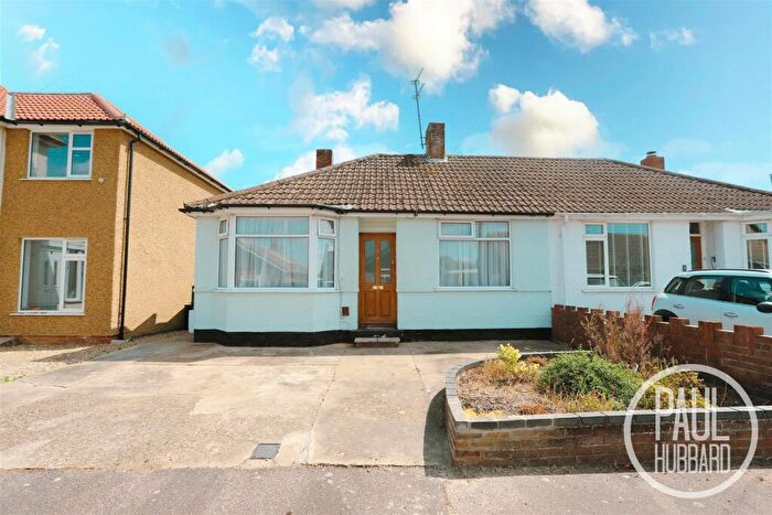 2 Bedroom Semi-Detached Bungalow For Sale In Crompton Road, Oulton Broad, NR33