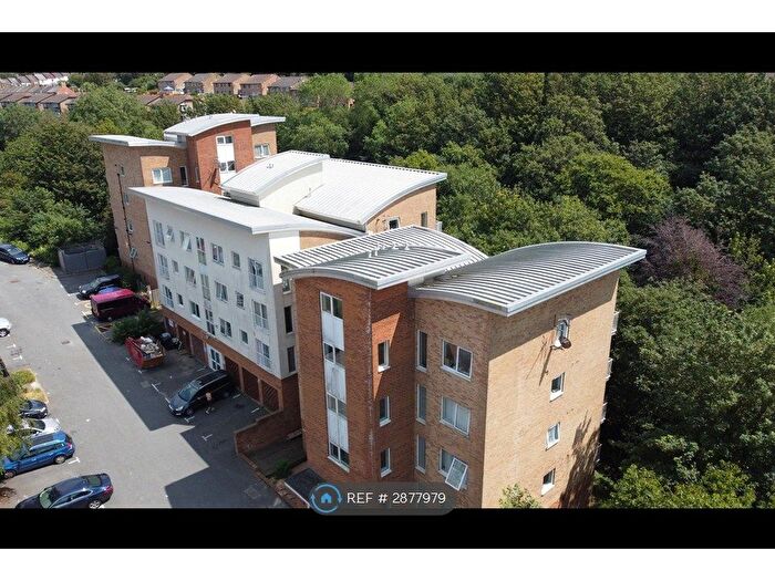 2 Bedroom Flat To Rent In Valley View, Hastings, TN35