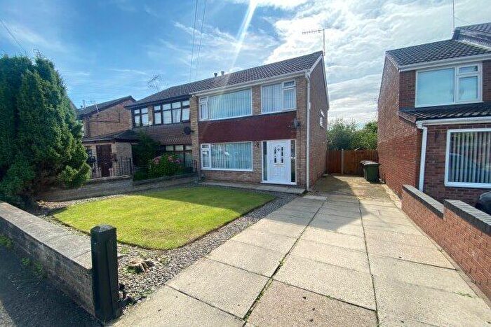 3 Bedroom Property To Rent In Christleton Close, Prenton, CH43