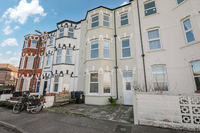 6 Bedroom Terraced House For Sale In Sea View Terrace, Margate, CT9
