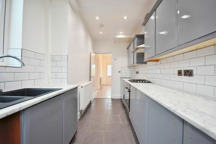 4 Bedroom Terraced House To Rent In Tennyson Road, Coventry, CV2