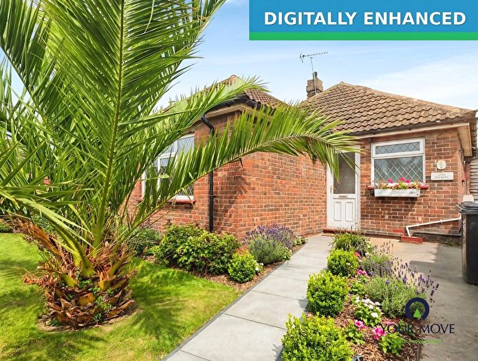 2 Bedroom Bungalow For Sale In Vicarage Street, Broadstairs, Kent, CT10