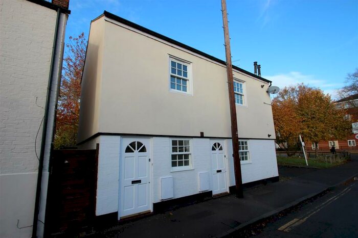 1 Bedroom House To Rent In A Earl StreetBotleyOxford, OX2