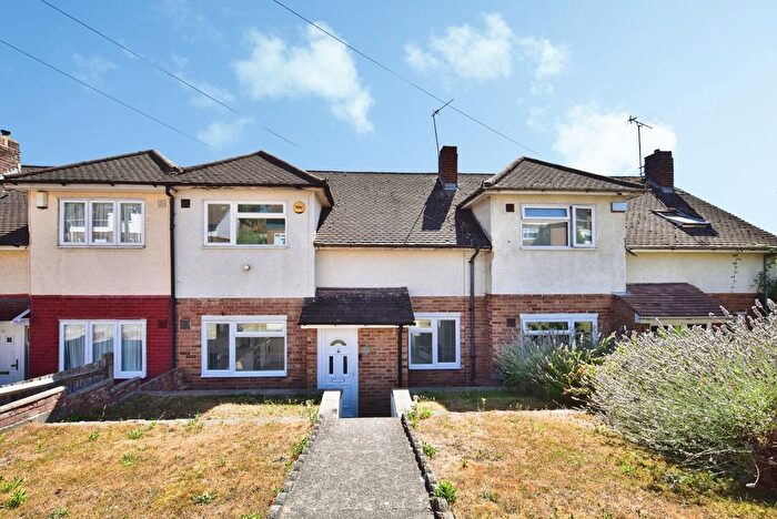 2 Bedroom Terraced House For Sale In Madden Avenue, Chatham, Kent, ME5