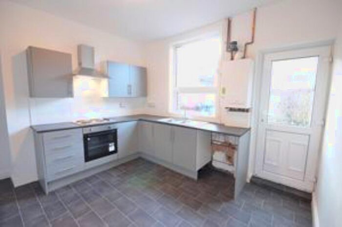 2 Bedroom Terraced House To Rent In Stanley Range, Blackburn, BB2