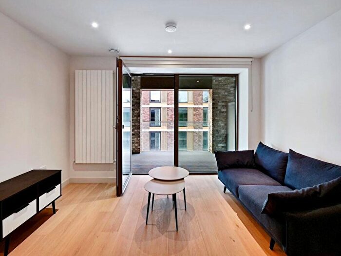 2 Bedroom Apartment To Rent In Clipper Street, London, E16