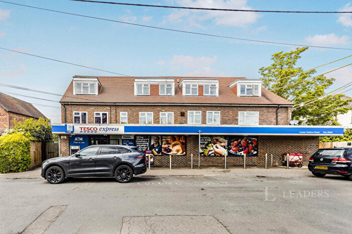 2 Bedroom Flat To Rent In Lower Station Road, Billingshurst, West Sussex, RH14