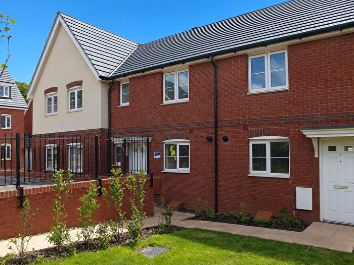 3 Bedroom Property To Rent In Amethyst Drive, Teignmouth, TQ14