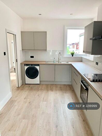 2 Bedroom Maisonette To Rent In Portsmouth, Portsmouth, PO2