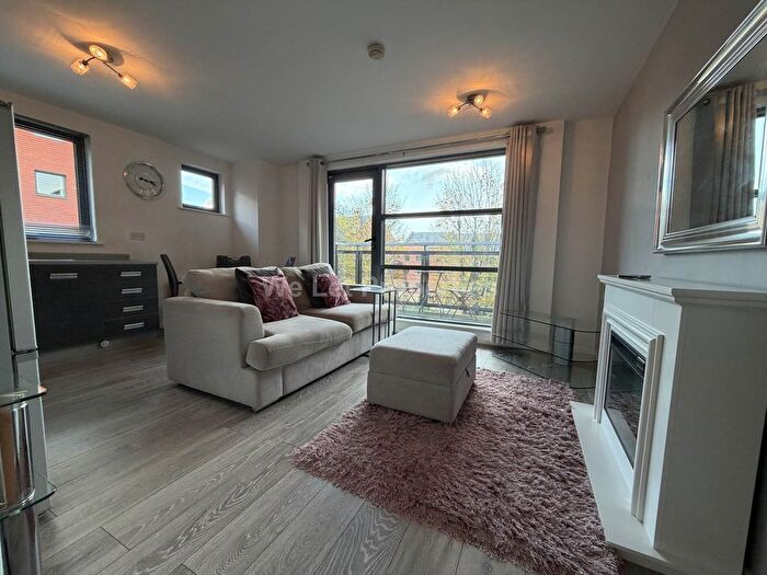 2 Bedroom Flat To Rent In City Gate, Castlefield, M15