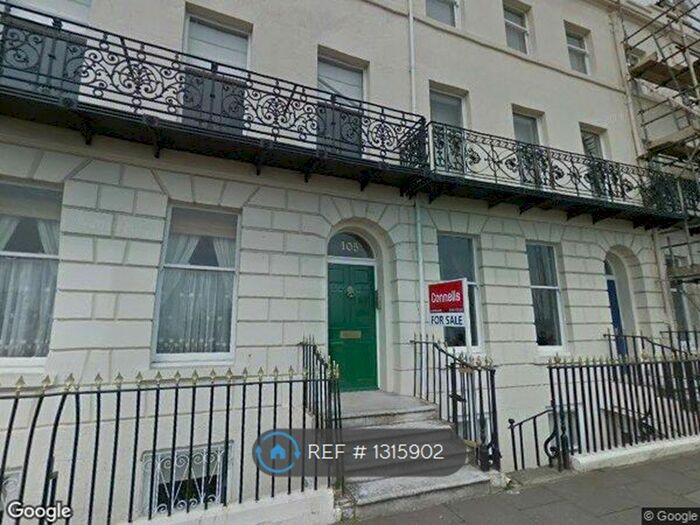 2 Bedroom Flat To Rent In The Esplanade, Weymouth DT4