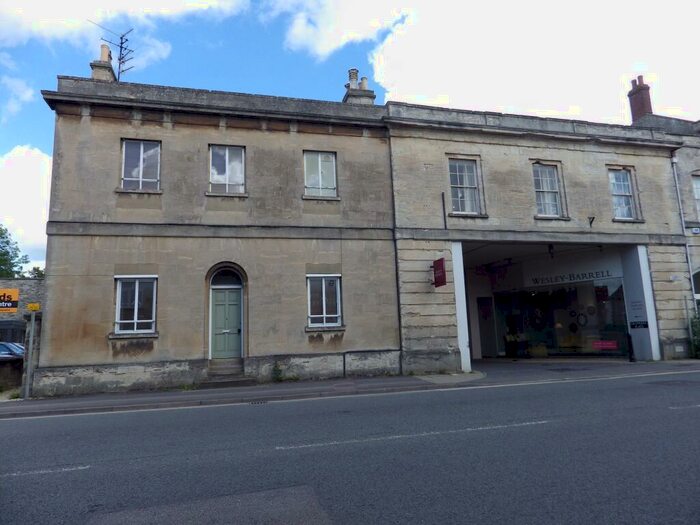 1 Bedroom Apartment To Rent In Bridge Street, Witney, Oxfordshire, OX28