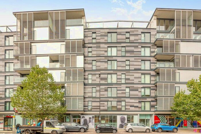 2 Bedroom Flat To Rent In York Way, Camden, London, N1C