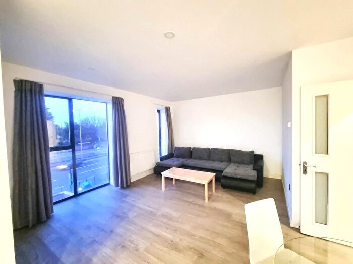 1 Bedroom Flat To Rent In Butchers Road, London, E16