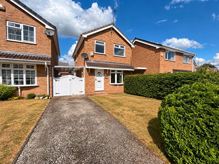 3 Bedroom House To Rent In White Furrows, Cotgrave, NG12