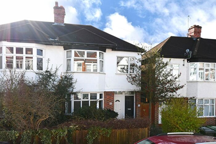 2 Bedroom Flat To Rent In Collingtree Road, London, SE26