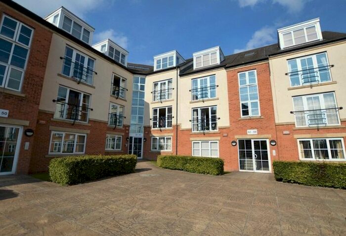 2 Bedroom Flat To Rent In The Elms, Henconner Lane, Bramley, Leeds, LS13