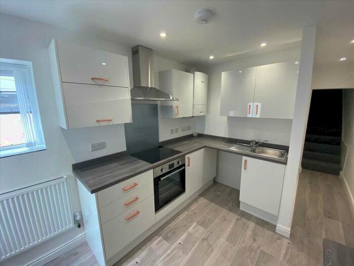 2 Bedroom Flat To Rent In Enfield Road, Ellesmere Port, CH65