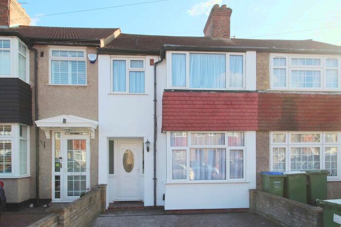 3 Bedroom Terraced House To Rent In Clovelly Road, Bexleyheath, DA7
