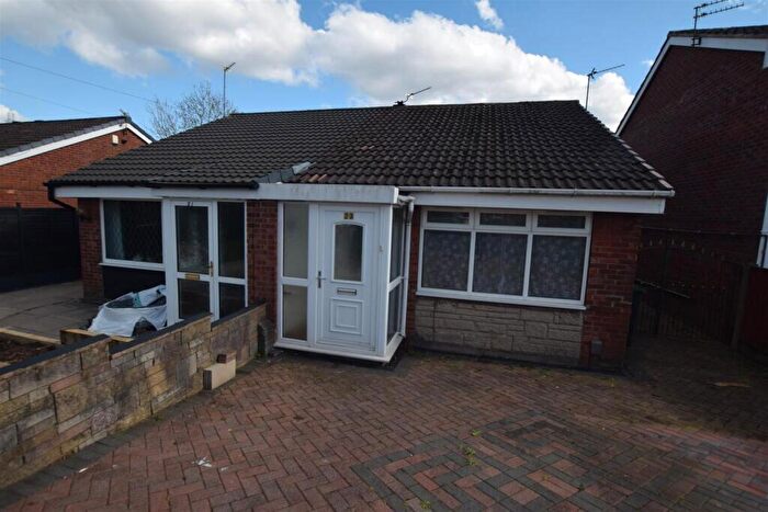 2 Bedroom Semi-Detached House For Sale In Glenwood Drive, Middleton, Manchester, Greater Manchester, M24