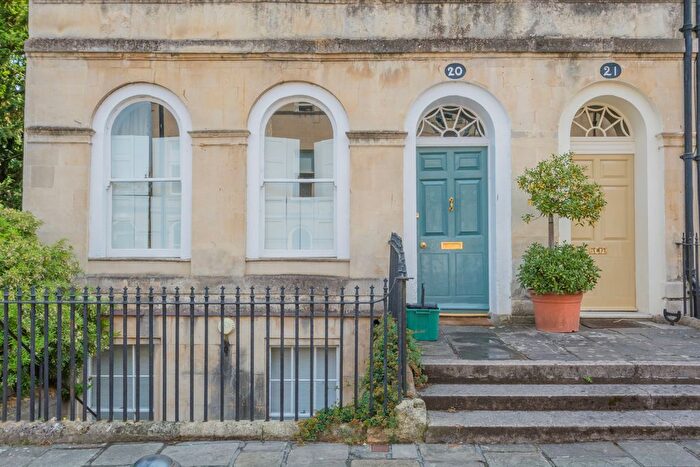 1 Bedroom Flat To Rent In Henrietta Street, Bath, BA2