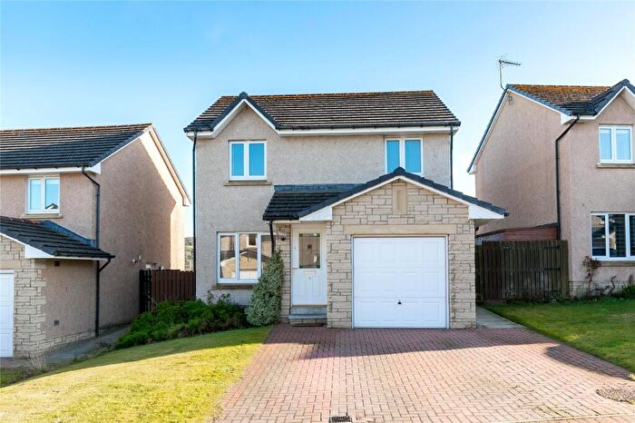 3 Bedroom Detached House To Rent In Brockwood Place, Blackburn, AB21