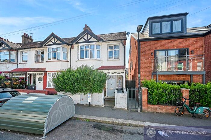 1 Bedroom Apartment To Rent In Greyhound Road, London, N17