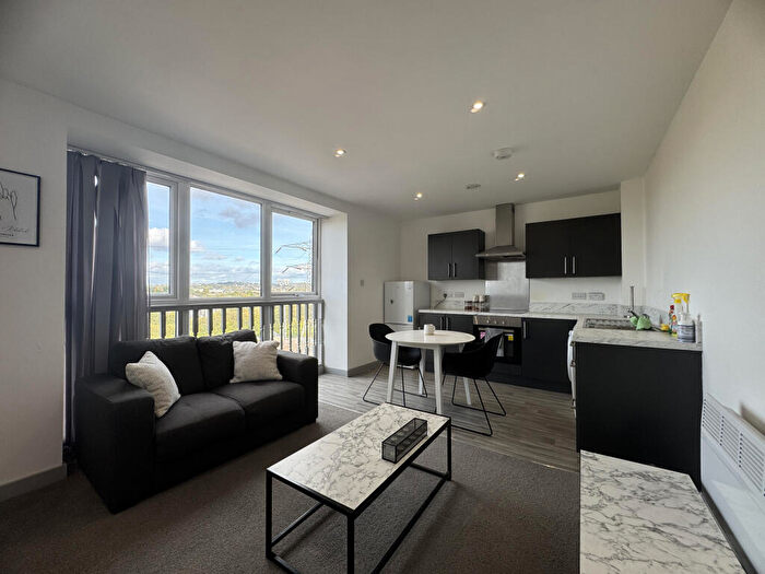 1 Bedroom Apartment To Rent In Oak Court, Dudley Road, Brierley Hill, West Midlands, DY5