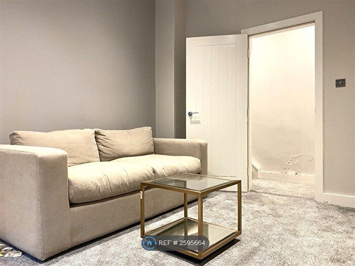 1 Bedroom Flat To Rent In Spring Gardens, Doncaster, DN1