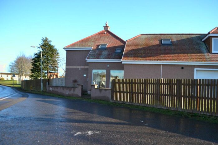 4 Bedroom Flat To Rent In Moss-Side Road, Nairn, IV12