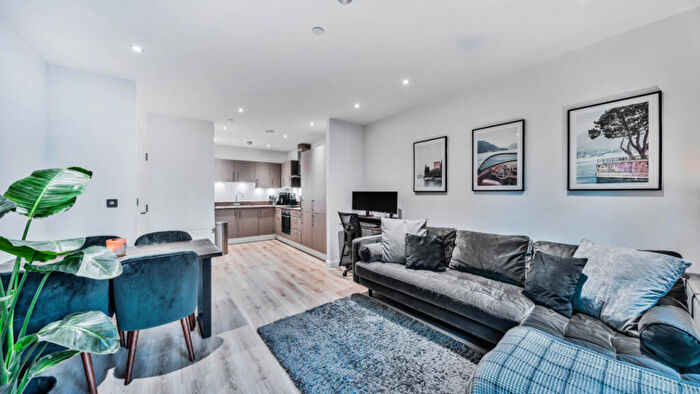 1 Bedroom Flat For Sale In London, London, E14