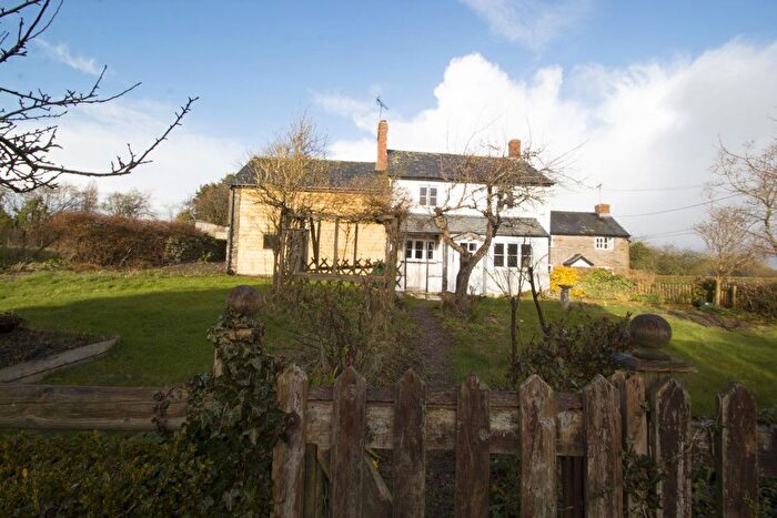 3 Bedroom Cottage To Rent In Lyonshall, Herefordshire, HR5