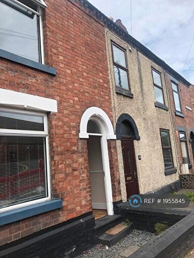 2 Bedroom End Of Terrace House To Rent In Longmoor Lane, Nottingham, NG10