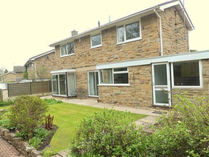 4 Bedroom Detached House To Rent In Riverside Park, Otley, LS21