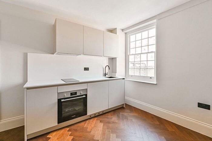 Studio To Rent In Upper Berkeley Street, Marylebone, London, W1H