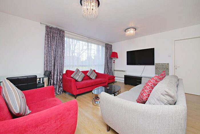 2 Bedroom Apartment To Rent In Dormans Close, HA6