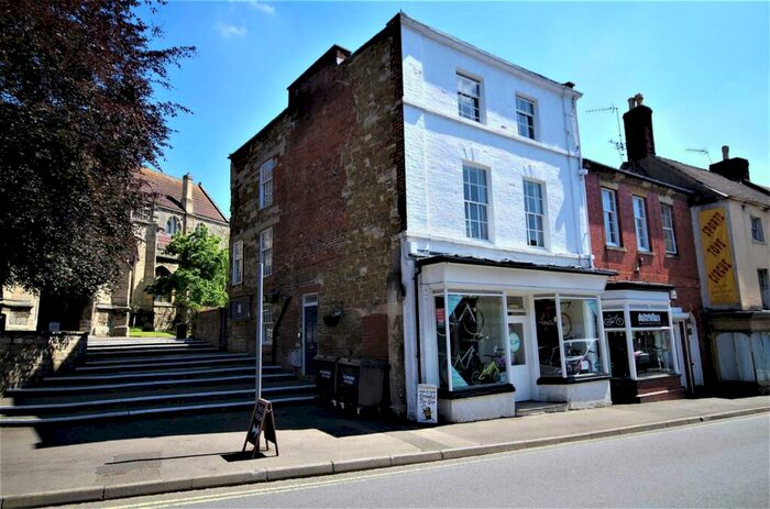 2 Bedroom Maisonette To Rent In Silver Street, Dursley, GL11