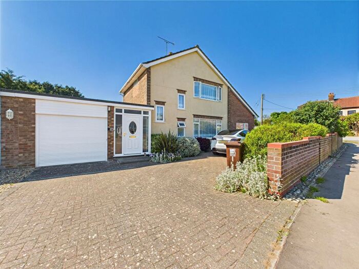 4 Bedroom Detached House For Sale In Staden Park, Trimingham, Norwich, NR11