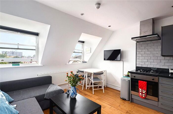 1 Bedroom Flat For Sale In Warner Place, Bethnal Green, London, E2