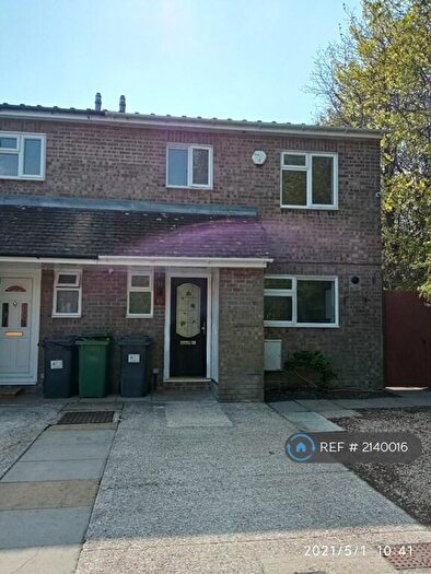 3 Bedroom Semi-Detached House To Rent In Bernstein Road, Basingstoke, RG22