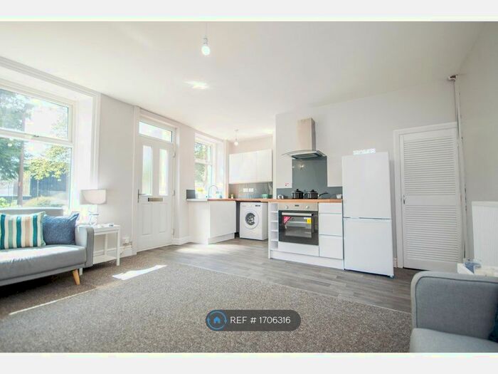 2 Bedroom Terraced House To Rent In Mill Street, Bacup, OL13