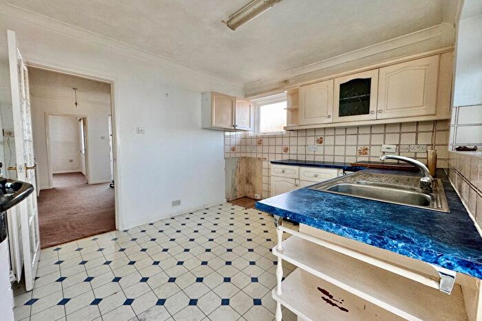 2 Bedroom Bungalow For Sale In Manwell Road, Swanage, BH19